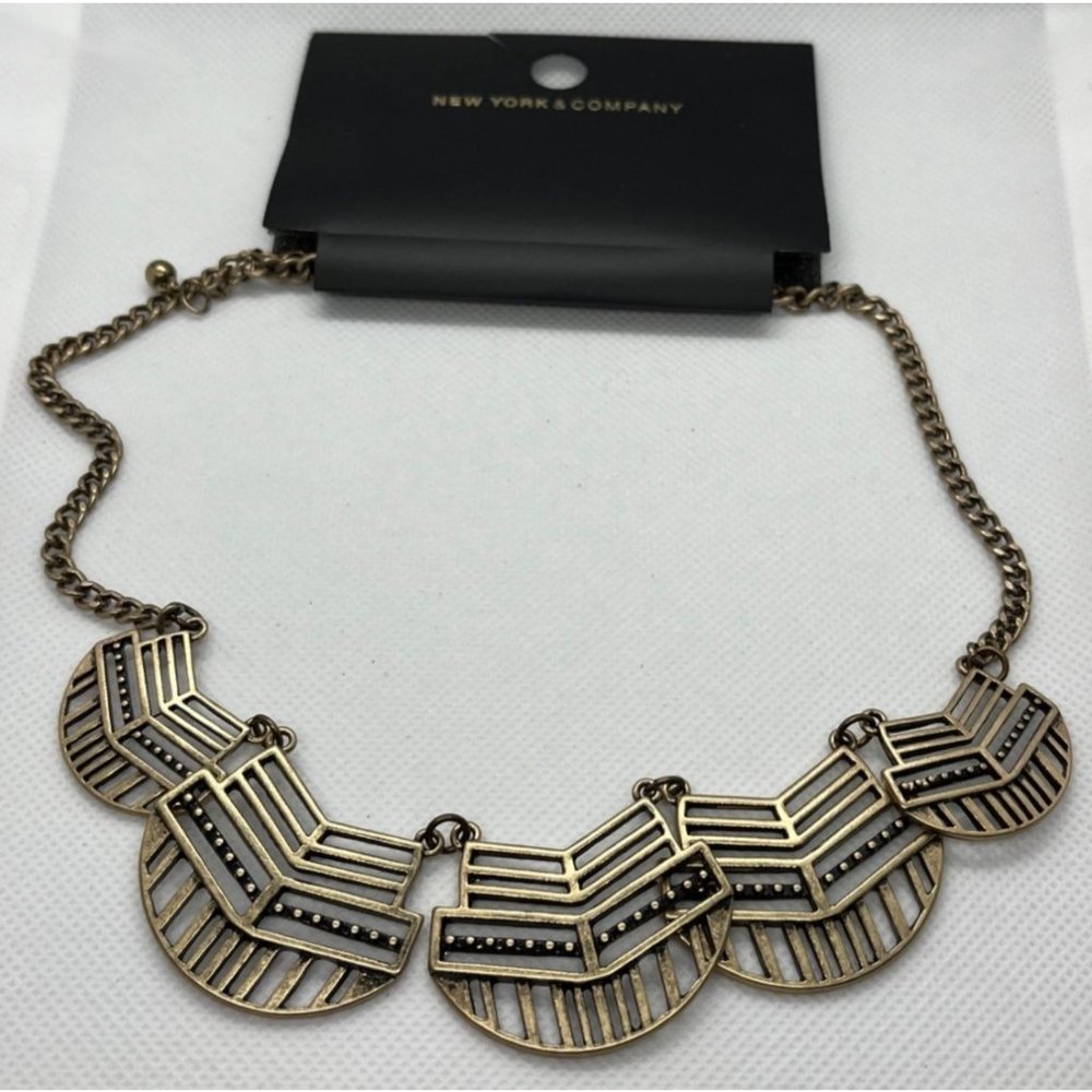 New York & Co NWT Geometric Cutout Brass Tone Collar Bib Minimalist Necklace